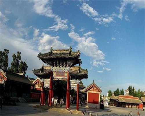 女性患上多囊卵巢在不治疗的情况下可以自己痊愈吗？